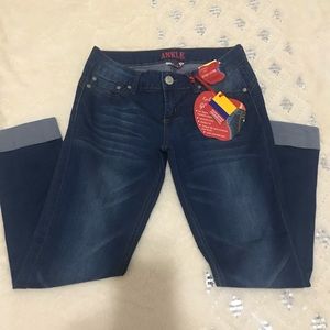 Skinny jeans Colombian style